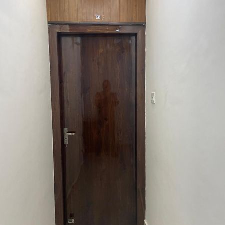 バラナシ Kashi Imperial Bed & Breakfast エクステリア 写真